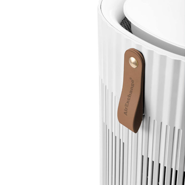 AirExchange 150‑T, fluisterstille luchtreiniger voor in de slaapkamer, voor schone lucht en betere slaap, wit, met leren handgreep